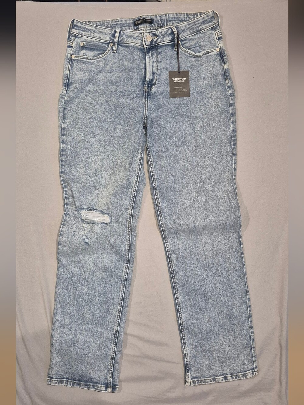 Simply Vera Vera Wang Relaxed Straight Jeans Sz 8 Light Wash Distressed NWT